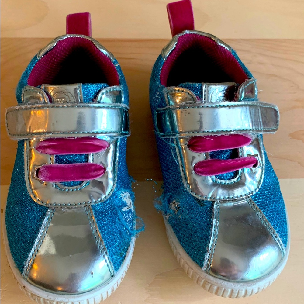 FREE* Livie and Luca Sneakers